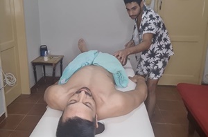 Meu relato real de uma massagem que fiz a 3 semanas atrás